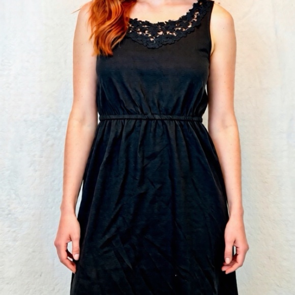 Joe Fresh Dress Womens Size Xsmall Black Embroidery Neckline Summer Country - Picture 1 of 8